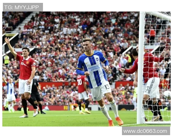 曼联与布莱顿激战正酣詹俊解读比赛精彩瞬间与战术分析